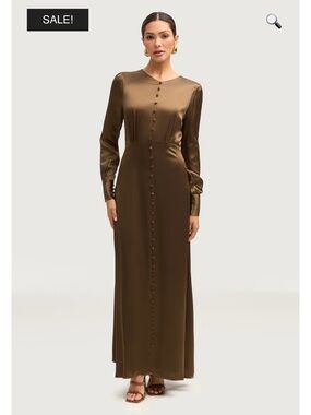 Veiled Aafiyat Button Front Silk Maxi Dress in Olive Night Size Medium
